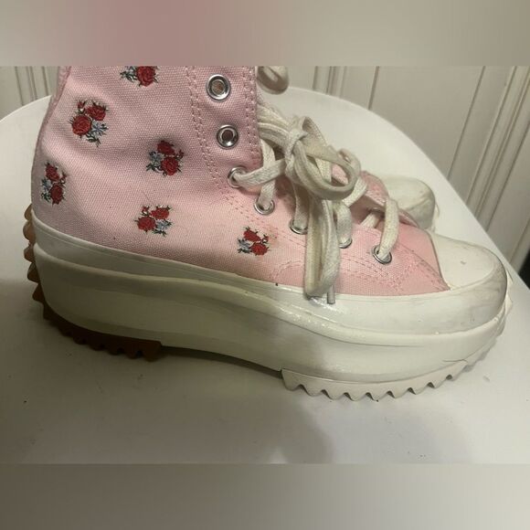 - Converse Chuck Taylor All Star Pink With Roses Sz 6 - Picture 5 of 11